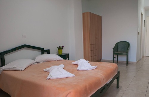 Tolo Apartment | Studio in Tolo for 3 with spectacular views