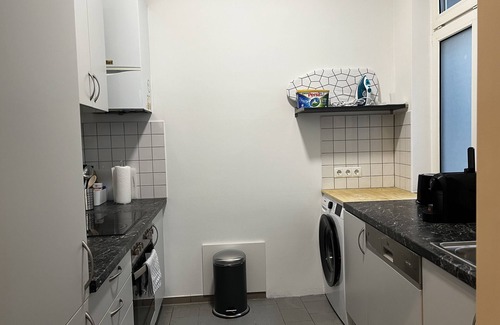 Hernals Apartment | Cozy Studio in Wien-Hernals with Breakfast & Family-Friendly Options