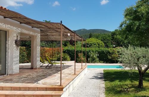 Gemenos Apartment | Independently Styled Villa Garlaban Studio with Ocean View