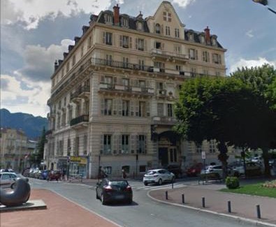 Aix-les-Bains City Center Apartment | Cozy Independent Studio in Aix Les Bains City Center