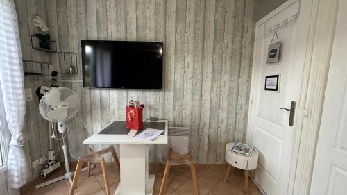 Vidauban House | Cozy Independent Studio with Pool & Jacuzzi Near Ocean