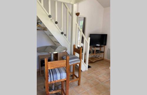Nyoiseau Apartment | Independent Studio by the Oudon River - Rated 9/10!