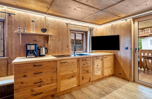 San Martino in Passiria Apartment | Scenic Studio Apartment "Lanthalerhof" with Mountain Views