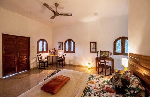 Sanyang Bed & Breakfast | Discover Studio Jembe: Budget-Friendly with Breakfast Included