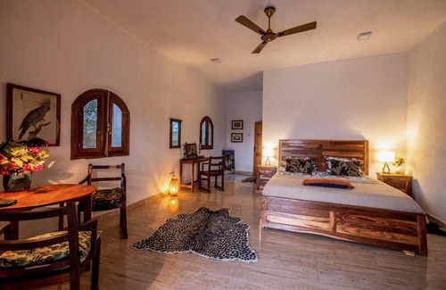 Sanyang Bed & Breakfast | Discover Studio Jembe: Budget-Friendly with Breakfast Included