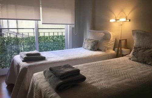 Retiro Apartment | Inviting Studio Juncal: Pool, Breakfast & Family-Friendly