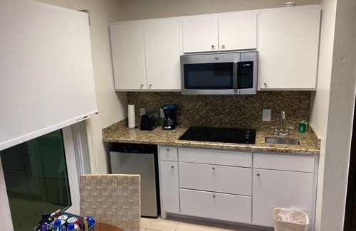 South Padre Island Hotel | Inviting Studio King with Infinity Pool and Kitchenette