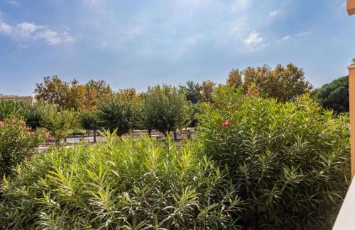 Le Lavandou Apartment | Child-Friendly Studio L'Alicastre in a Prime Location