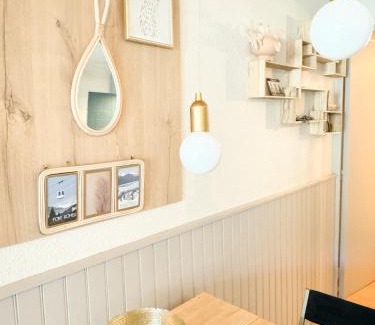 Pyrenees 2000 Apartment | Premier Studio La Poule au Pot: Ski-In, Family-Friendly Stay