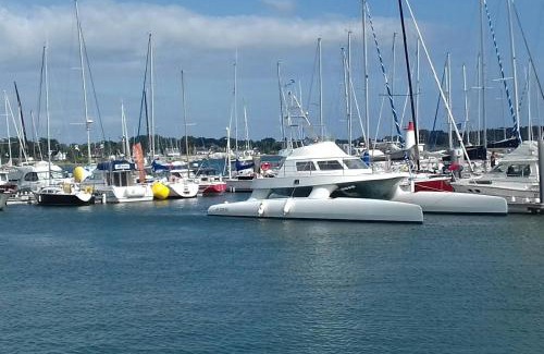 La Trinite-sur-Mer Apartment | Oceanfront Studio with Spa & Restaurant - Rated 9.5/10