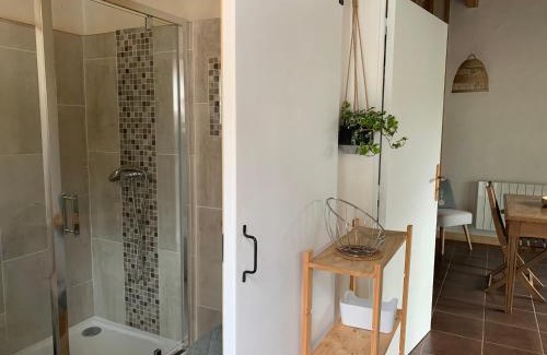 Macaye Apartment | Relax at Studio Laina with Spa Access & Top Amenities