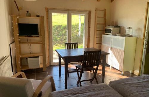 Macaye Apartment | Relax at Studio Laina with Spa Access & Top Amenities