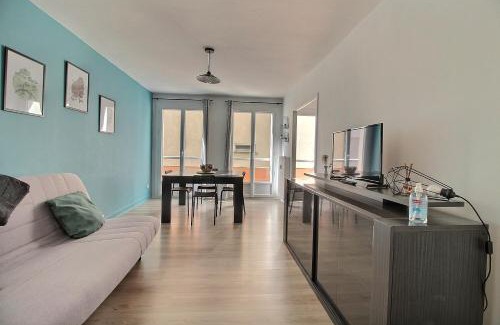 Bourges Apartment | Family-Friendly Studio Le Bourbon with Great Guest Ratings