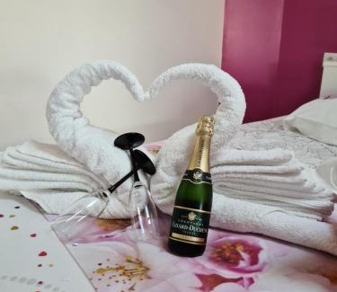 Les Epesses Apartment | Family-Friendly Studio Le Pavachon with Heated Pool