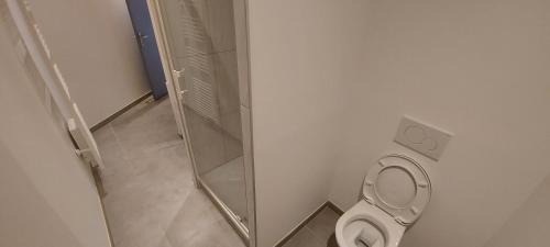 Gedre Apartment | Discover Studio les 3 Cirques: Guest Rated Comfort Awaits