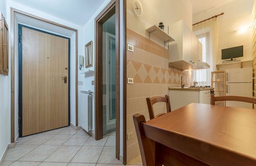 Esquilino Apartment | Inviting Vittorio Emmanuele & Colosseo Apartment for Families