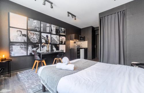 Historic Center Apartment | Inviting Studio on the Grand Place with Family-Friendly Amenities