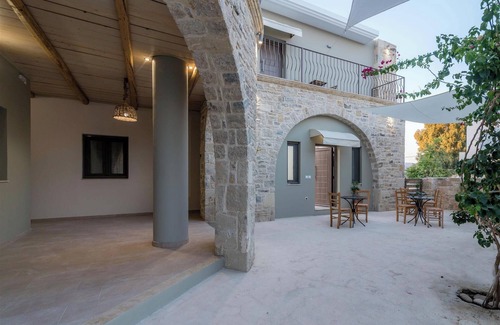 Petrokefalion Apartment | Studio Louisa