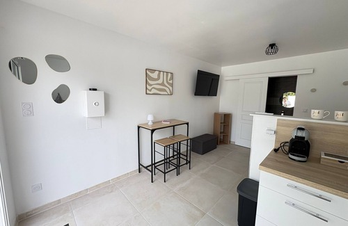 Trans-en-Provence Apartment | Studio Luna Var near the sea & private terrace
