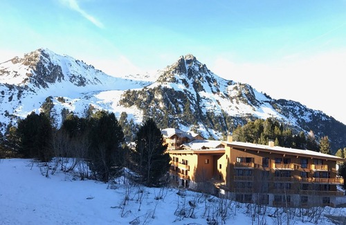 Arc-2000 Apartment | Scenic Studio with Mountain Views and Relaxing Amenities