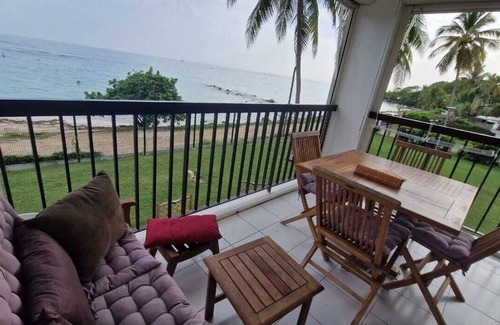 Bas du Fort Apartment | Seaside Studio with Spa & Breakfast - Rated 10/10 by Guests
