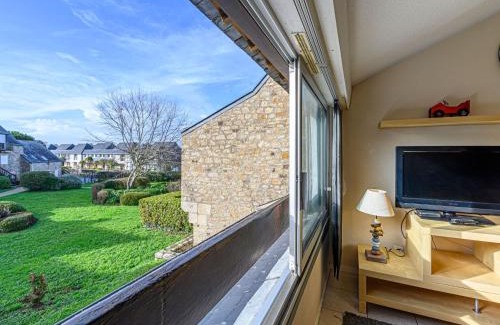 Carnac Apartment | Oceanfront Studio Maison Port En Dro-5 for Family Getaways