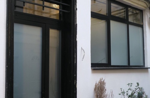 Quartier de la Roquette Apartment | Inviting Studio Marais Ménilmontant with Breakfast Included