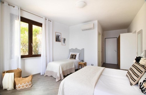 Riomaggiore House | Guest Rated 10/10: Studio "Mare" - Family-Friendly Retreat