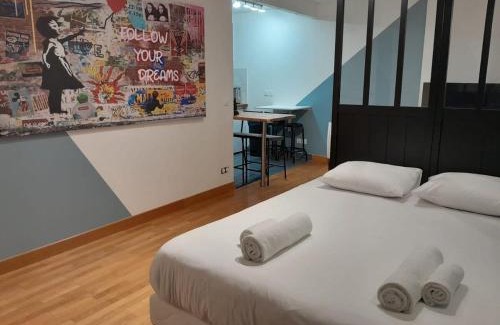 Arcueil Apartment | Pet-Friendly Studio Marin with Exceptional 9.4/10 Rating