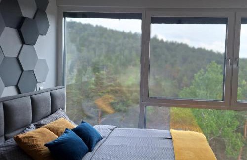 Divcibare Apartment | Dream Studio Getaway: Rated 9.8, Pet and Child Friendly