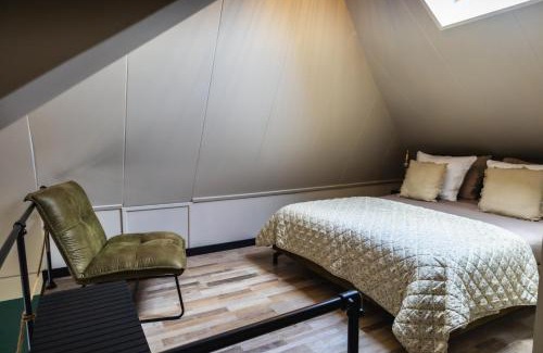 Sumar Apartment | Studio met tweepersoonsbed en airconditioning
