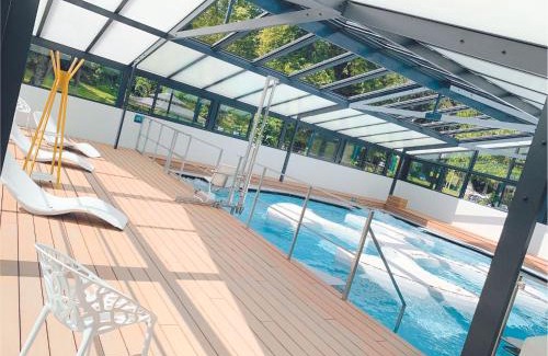 Bourbon-Lancy Apartment | Pet-Friendly Studio with Spa Access & Top Guest Rating