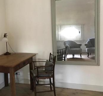 Markgrave House | Top-Rated Studio Minerva: Ideal for Family Getaways