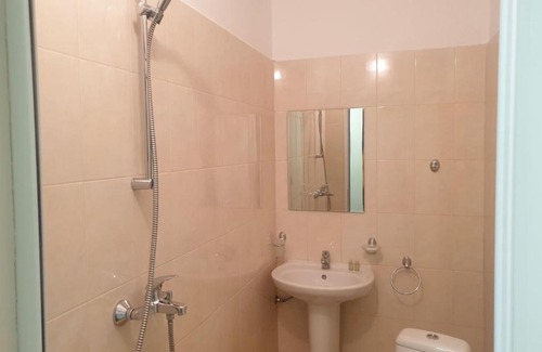 Kazanlak Apartment | Budget-Friendly Studio MIRAGE: Ideal for Families
