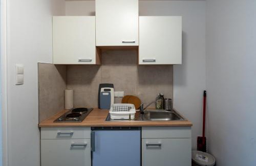 Nonntal Apartment | Cozy Studio with Garden Terrace - Family-Friendly Retreat