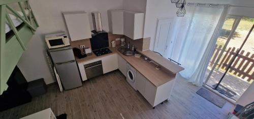 Cuges-les-Pins Apartment | Cozy Studio in Cuges les Pins with Private Garden & WiFi