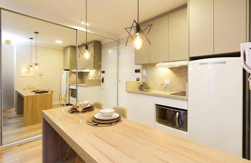 Bigorrilho Apartment | Modern Studio in Soho Life - Guest Rated 9.7/10