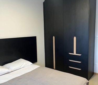 Centro Apartment | Studio Moderno com garagem passos a Vila Germânica