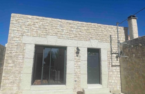 Costieres House | Oceanfront Studio Nîmes with Pool & Hot Tub Amenities