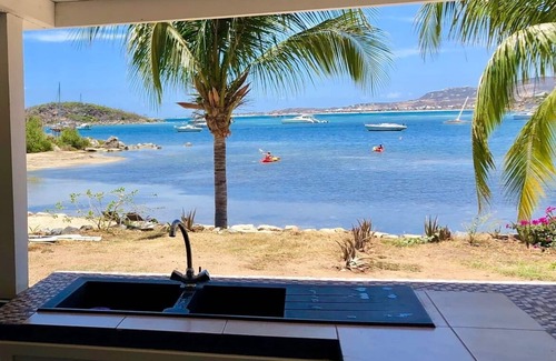 Cul de Sac Apartment | Unwind at Nature Reserve Studio with Pool & Ocean Views