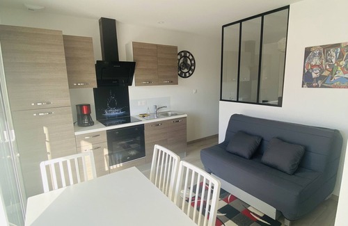 Olonne-sur-Mer Apartment | Cozy Studio Near Beaches with Oceanfront Views and Pool