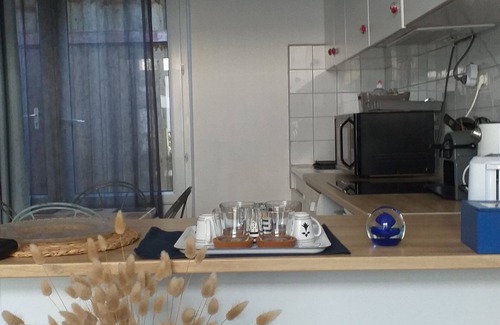 Parame Apartment | Charming Studio Steps from the Sea with Top Guest Ratings