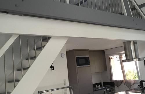 Eaubonne House | Ideal Studio Near TEAM USA Training Center in Eaubonne