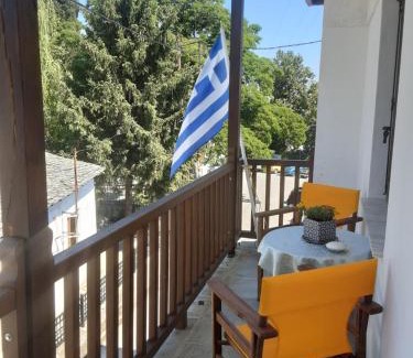 Zagora Apartment | Cozy Studio Steps from the Main Square - Family Friendly