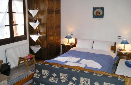 Zagora Apartment | Cozy Studio Steps from the Main Square - Family Friendly