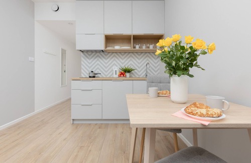 Bielany Apartment | Cozy Studio Nocznickiego for 2 Guests - Family Friendly