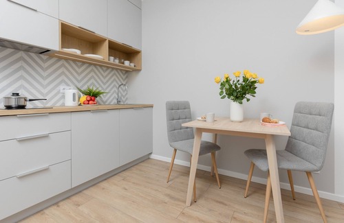 Bielany Apartment | Cozy Studio Nocznickiego for 2 Guests - Family Friendly