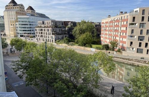 Pantin Apartment | Child-Friendly Studio Number 7 - Rated 9.3 by Guests