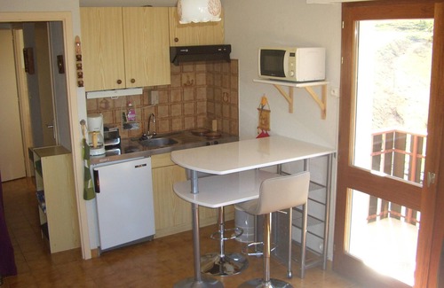 Hirmentaz Villa | Cozy Studio with Garage & WiFi in Hirmentaz Belleveaux