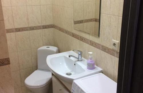 Rostov-on-Don Apartment | Budget-Friendly Studio on Glinki 124 with Pool Access